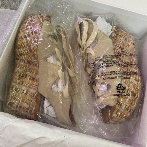 See by Chloe espadrilles Size 35/5 BNIB - Picture 8 of 8